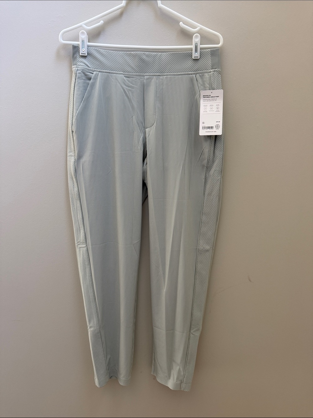 NWT Athleta Brooklyn Pinstripe Pull-On Nylon Ankle Pants in Gray/Green Sz 4